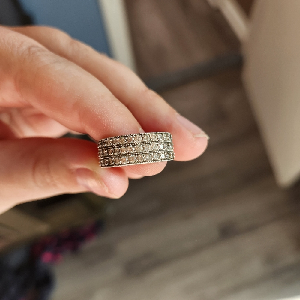 Diamond ring
